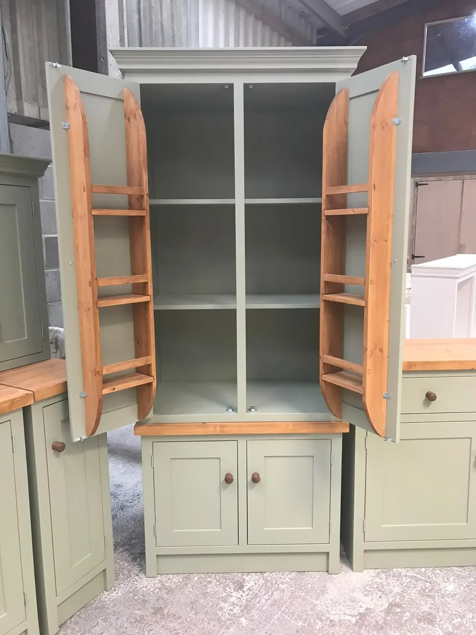 A Brontë Range larder with spice racks on the doors