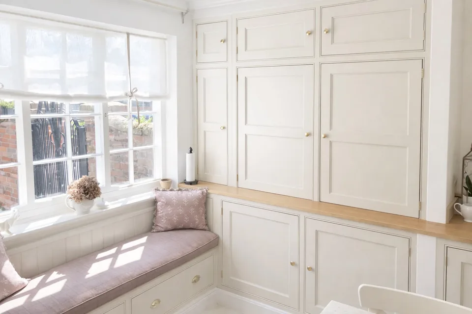 A Wordsworth Range window seat with cupboards